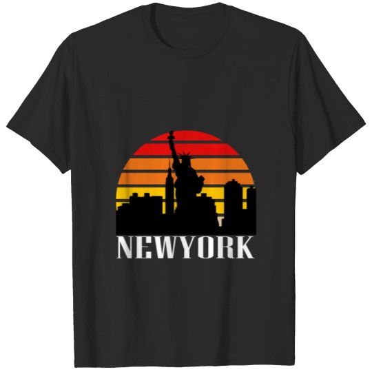 Statue Of Liberty New York Skyline Night T-shirt